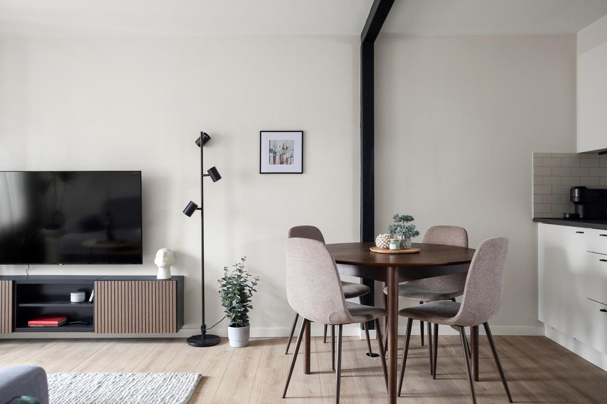 Home Away Apartments Стокгольм Экстерьер фото